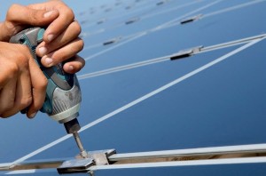 réparation dépannage infiltration fuite toiture panneaux d’installations solaire photovoltaïque